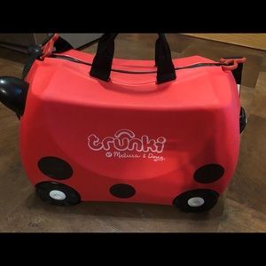 Melissa & Doug Ladybug Suitcase